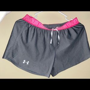 Under Armor, Small, Grey and pink waist band. Fast selling grab while you can!!!